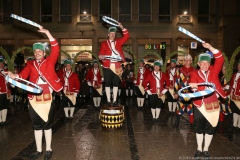 Abschlußtanz der Schäffler im Tanzjahr 2019  vor der Herberge Augustiner Neuhauser Straße in München 2019