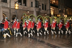 Abschlußtanz der Schäffler im Tanzjahr 2019  vor der Herberge Augustiner Neuhauser Straße in München 2019