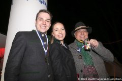 Leonard I, Elisabeth II, Dr. Axel Munz (von li. nach re.), Angermaier Eisstock WM im Bamberger Haus in München 2022