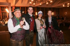 Dr. Axel Munz, Leonard I., Eileen Popielaty, Elisabeth II. Angermaier Eisstock WM im Bamberger Haus in München 2022