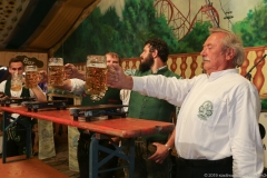 Helmut Pfundstein (re.), Aubinger Herbstfest auf der Festwiese am Belandwiesenweg in München-Aubing 2019