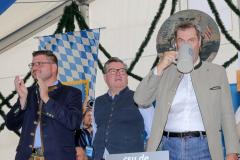 Georg Eisenreich, Josef Schmid ,Dr. Markus Söder (von li. nach re.), Politischer Frühschoppen der CSU am Aubinger Herbstfest an der Balantwiese in München-Aubing 2023