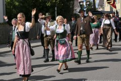 Festzug am Aubinger Herbstfest in München 2022