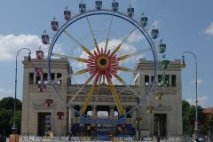 Aufbau Sommer in der Stadt am Königsplatz in München 2021