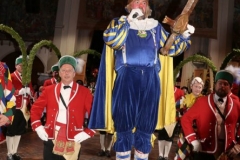 André Hartmann (Herzog Kasimir), Schäfflertanz am Ball der Damischen Ritter im Löwenbräukeller in München 2019