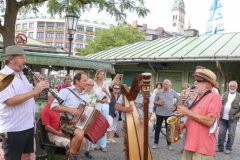 Brunnenfest am Viktualienmarkt in München 2022