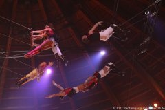 Circus Krone Stars in der Manege im Circus Krone Bau in München 2022