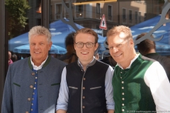 Dieter Reiter, Stefan Stiftl, Andreas Steinfatt  (von li. nach re.), Einweihung zum Stiftl im Tal in München 2018