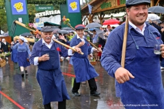 Einzug der Wiesn Wirte 2016