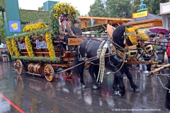 Einzug der Wiesn Wirte 2016