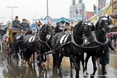 Einzug der Wiesn Wirte 2016