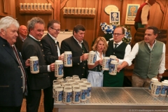 Edmund Radlinger, Werner Mayer, Martin Leibhard, Anton Obermaier, Petra Schöniger, Manuel Pretzl, Peter Schöniger (von li. nach re.), Eröffnung Frühlingsfest auf der Theresienwiese in München 2019