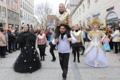 Faschingszug der Damischen Ritter durch die Fußgängerzone in München 2019