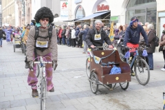 Faschingszug der Damischen Ritter durch die Fußgängerzone in München 2019