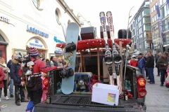 Faschingszug der Damischen Ritter durch die Fußgängerzone in München 2019