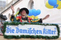 Faschingszug der Damischen Ritter durch die Fußgängerzone in München 2020