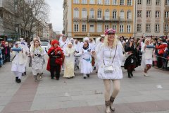 Faschingszug der Damischen Ritter durch die Fußgängerzone in München 2020