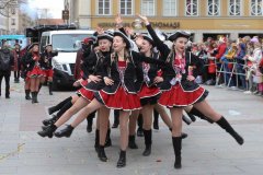 Faschingszug der Damischen Ritter durch die Fußgängerzone in München 2020