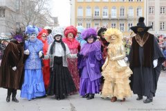 Faschingszug der Damischen Ritter durch die Fußgängerzone in München 2020