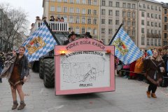 Faschingszug der Damischen Ritter durch die Fußgängerzone in München 2020