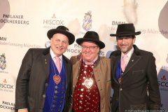 Christian Schottenhamel (li.), Helmut Schleich (Mitte), Filserball am Nockherberg in München 2020