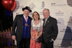 Christian Schottenhamel, Elisabeth und Lothar Hammelsbeck (von li. nach re.), Filserball am Nockherberg in München 2020