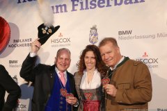 Christian Schottenhamel, Elisabeth und Andreas Steinfatt (von li.nach re.), Filserball am Nockherberg in München 2020