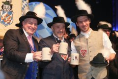 Christian Schottenhamel, Christian Neureuther, Felix Neureuther (von li. nach re.), Filserball am Nockherberg in München 2020