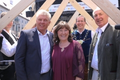 Dieter und Petra Reiter, Claudius Wolfrum (von li. nach re.), Handwerkerdorf beim Stadtgründungsfest am Odeonsplatz in München 2018