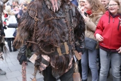 Krampuslauf über den Christkindlmarkt am Marienplatz in München 2019