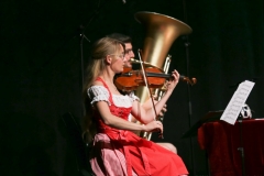 Ulrike Straub,  Lena Christ Lesung "Erinnerung einer Rumplhanni" mit Winnie Frey und Petra Auer im Kulturzentrum Trudering 2018