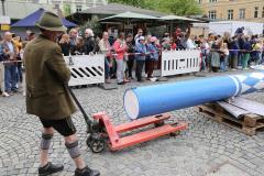 Haidhausen hat wieder einen Maibaum. Maibaumaufstellen am Wiener Platz in München 2023