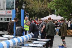 Haidhausen hat wieder einen Maibaum. Maibaumaufstellen am Wiener Platz in München 2023