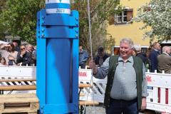 Andy Micksch, Haidhausen hat wieder einen Maibaum. Maibaumaufstellen am Wiener Platz in München 2023