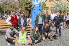 Haidhausen hat wieder einen Maibaum. Maibaumaufstellen am Wiener Platz in München 2023