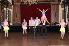 Schnuppertraining der Narrhalla Garde im Silbersaal im Deutschen Theater in München 2022