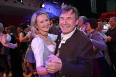 Thomas Linsmayer mit Frau, Oider Wiesn Bürgerball im Deutschen Theater in München 2023