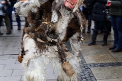 Perchtenlauf am Christkindlmarkt 2016