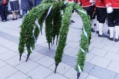 Der letzte Schäfflertanz vor der Herberge Augustiner Stammhaus in der Fußgängerzone in München 2022