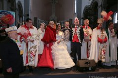 Erste Schunkelmesse mit Pfarrer Schiessler in St. Maximilian in München 2020