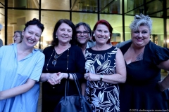 Susi Brantl (li.), Bettina von Haken (re.), Schwabinger Kunsttpreis im Casino der Stadtsparkasse München Ungererstraße 2019