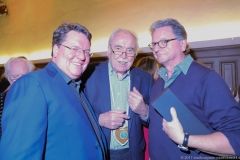 Helmut Schleich,Dieter Harnitzsch, Günter Grünwald (von li. nach re.), Sigi Sommer Taler für Günter Grünwald im Wirtshaus zum Schlachthof in München 2017