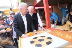 Dieter Reiter und  Franz Xaver Peteranderl (re.), Handwerkerdorf am Odeonsplatz beim Stadtgründungsfest in München 2019