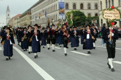 Trachten- und Schützenzug 2015